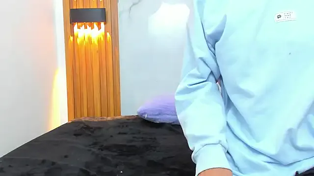 IsabellaMonet — Bye, Bye Panty Rub My Clit