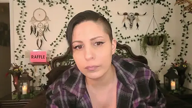 IsabelleRaven — Topless