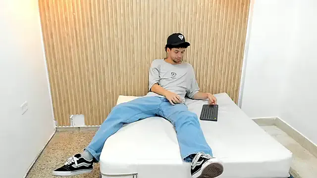 Avatar of ISRAEL_GRAY