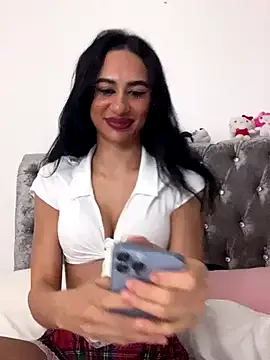 Avatar of itsyourgirltee