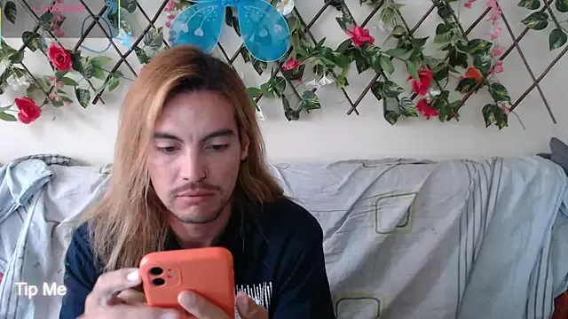 JackyEmma25 — Naked