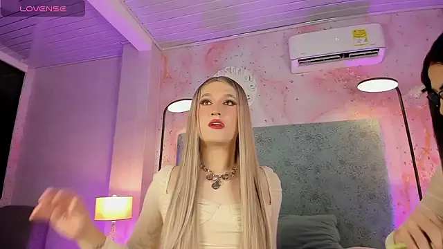 Avatar of JESSI_NAOMI