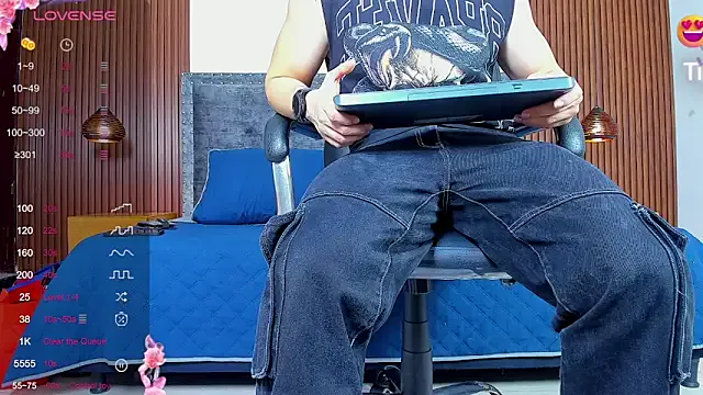 Jhoumod_21 — CUM IN MY ABS