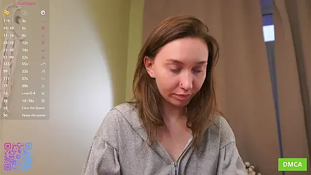 JohnetteConstine — Take off my top to see my beautiful boob