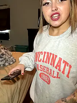 Avatar of JuicyExxxperience