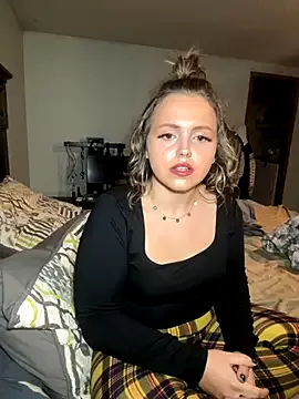 Avatar of JuicyExxxperience