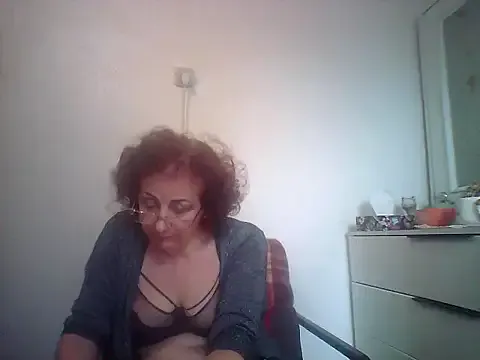 Avatar of Julia54391