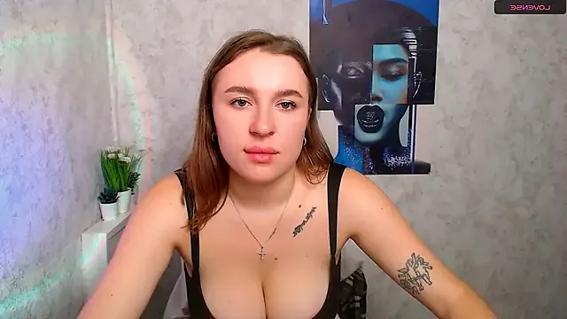 JuliaTopp_ — show nipples