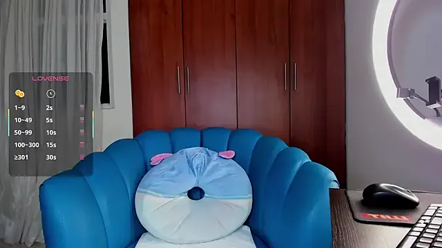 Avatar of Julie_Markk