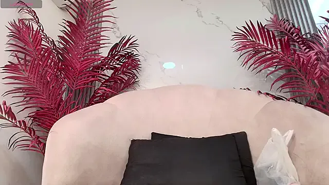 JulietaMills — Stand up and turn around 