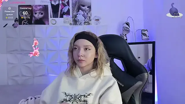 Avatar of JuliethMoss