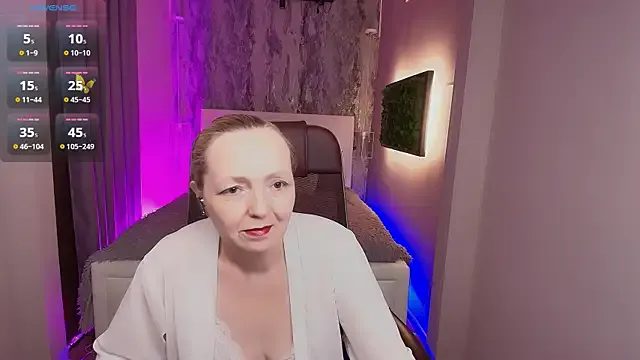 Karen_Villis — Massage boobies