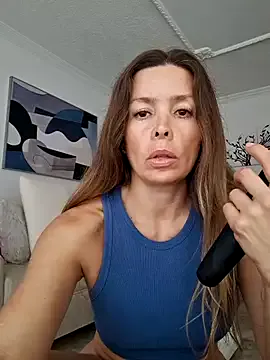 Avatar of karina_warthon