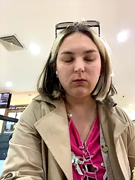 KateBurlesk — 3 fing in pussy