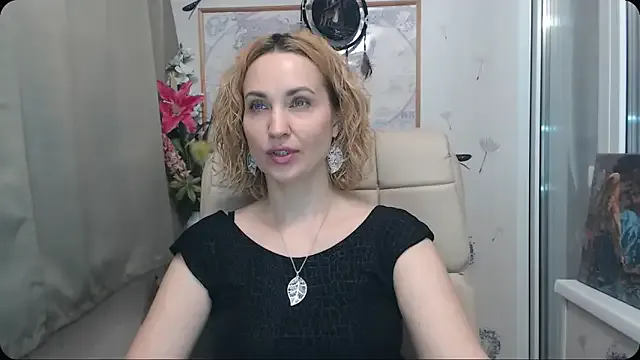 Avatar of KatrinAlluring