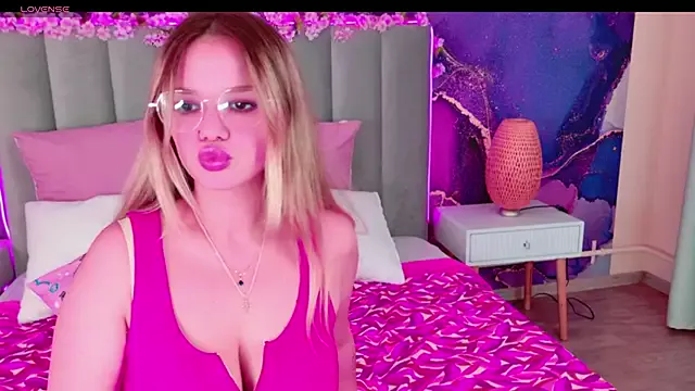 Avatar of KellyHayden