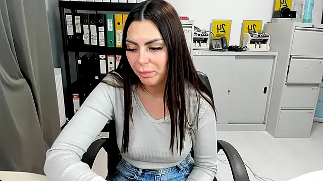 kilenyapatrice — NAKED RIDE DILDO SQUIRT