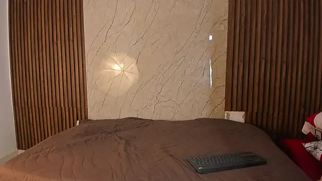 Avatar of king_lovely_hornyy