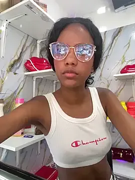 Avatar of KinkyCutie1