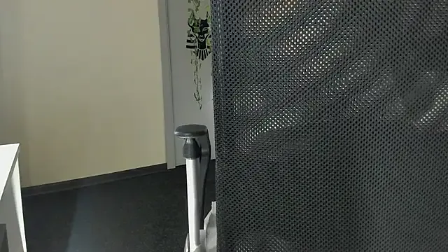 Kira_Key — spank my ass 5 times