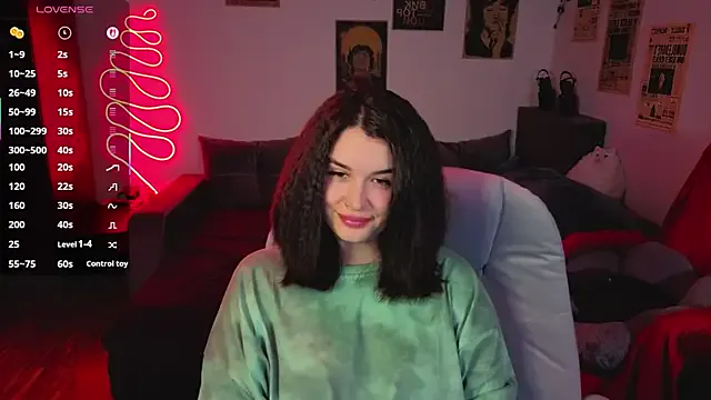 kira_kick — off shorts