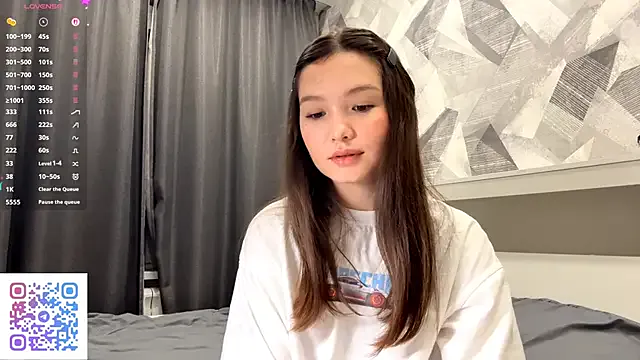 Avatar of KiraVelvet