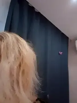 Avatar of KissMiSveet