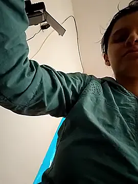 Kitty_Kalifa — pluug in ass _ liink control