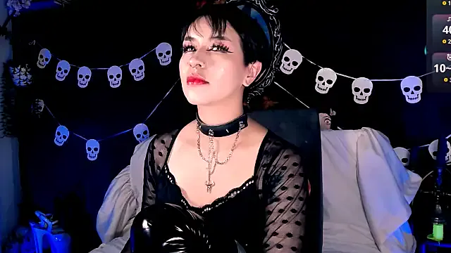 kitty_roxy — HEY!! Roxy