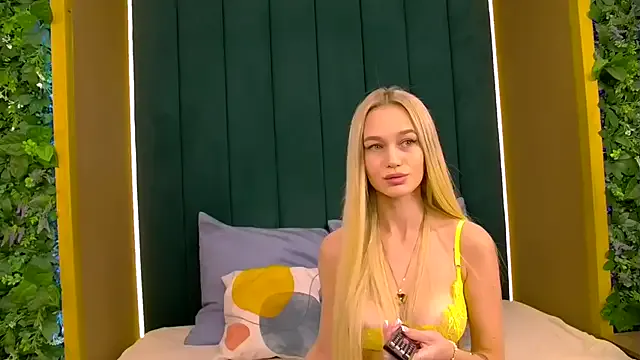 KristinaDane's avatar