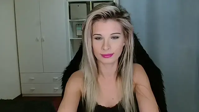 KristineGlow — Naugthy Show ...