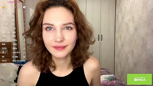 lady_linaa — make me a bit playfull >_<