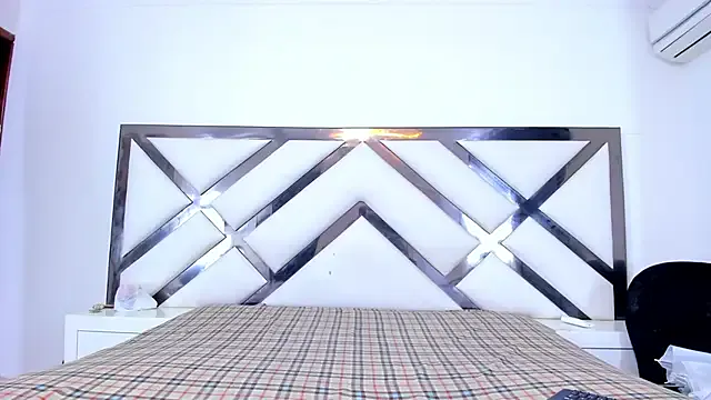 Avatar of LadyandMaverick