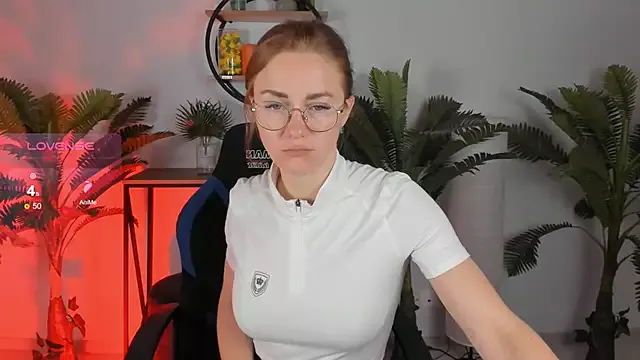 Avatar of LadyIzabel