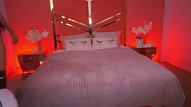 LadyyLaura — oil myself