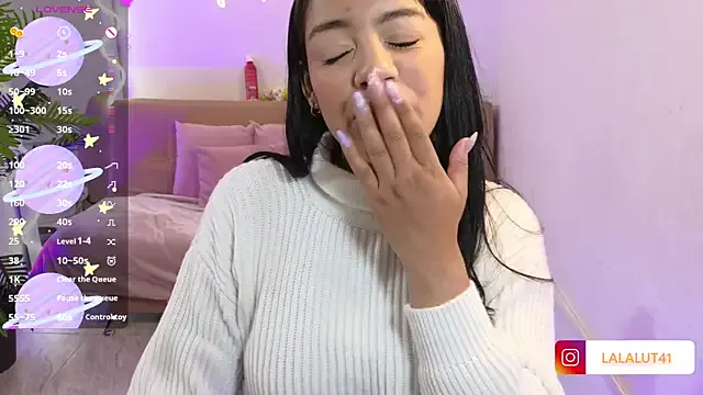 Avatar of Lalalutsy_tay