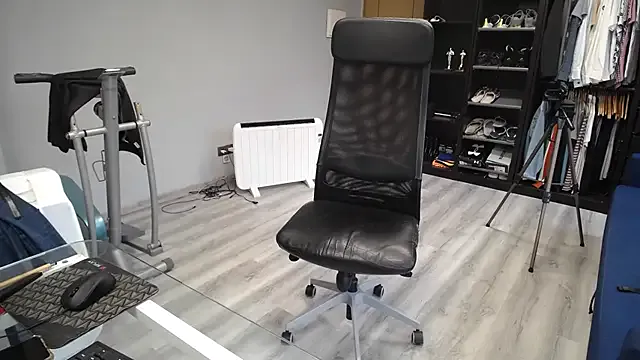 latinoo23bom — ready for my big cumload , english pls