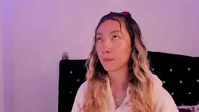 LauMiller — Strip dance