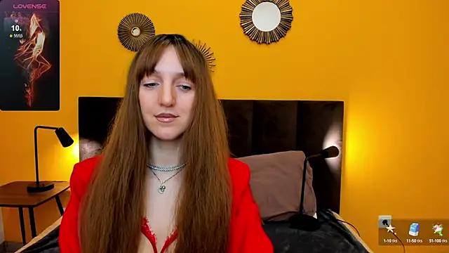 Laura__Ross from StripChat is Freechat