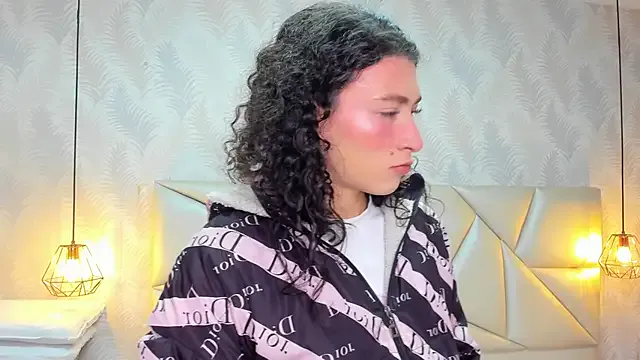 laurettedela_rouse — take off my dress