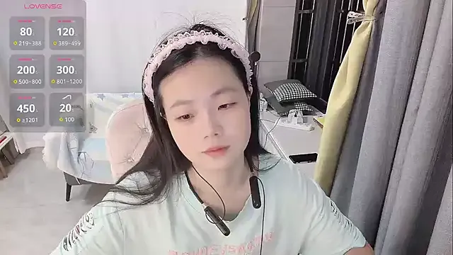 Lena-yyds — Freechat on StripChat