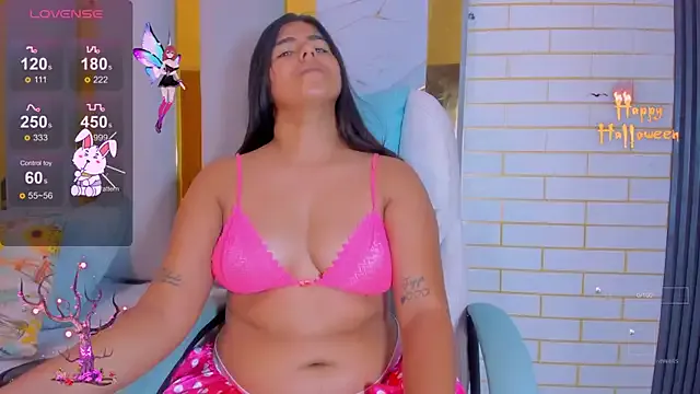 Lia_Ashley — stick out your tongue+smothered+kisses