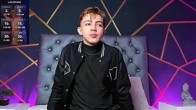 Lian_Miller1_ — Take off my boxer