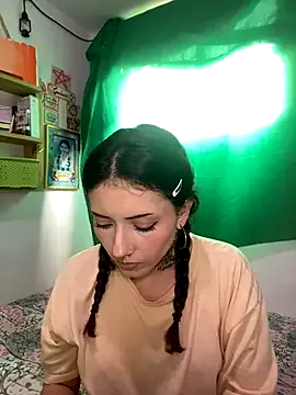 Avatar of LiliJones_