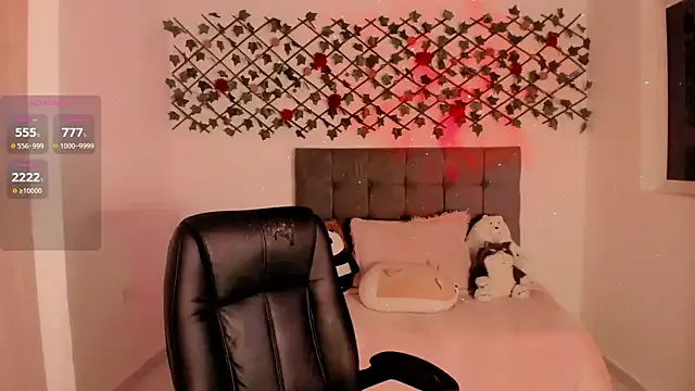 Lilith_Miller21 — Sexy, horny and Naughty