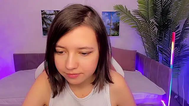 Lina_Brownie from StripChat is Freechat