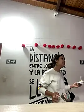 Avatar of little-Emma