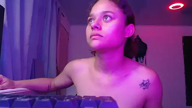 Avatar of LittleCheerry69