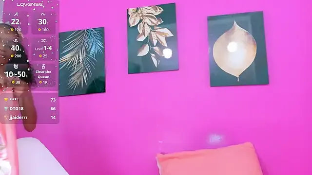 Avatar of littleebonymommy