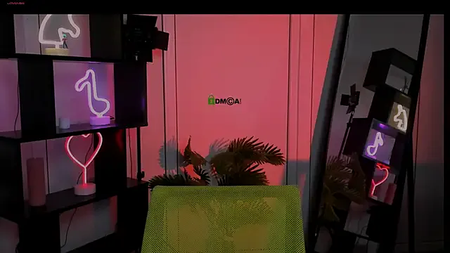 lola_swon — doggy style